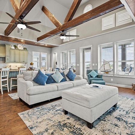 Luxury Waterfront Home Family And Pet Friendly Near Surfside Beach 11 Mins Freeport Dış mekan fotoğraf