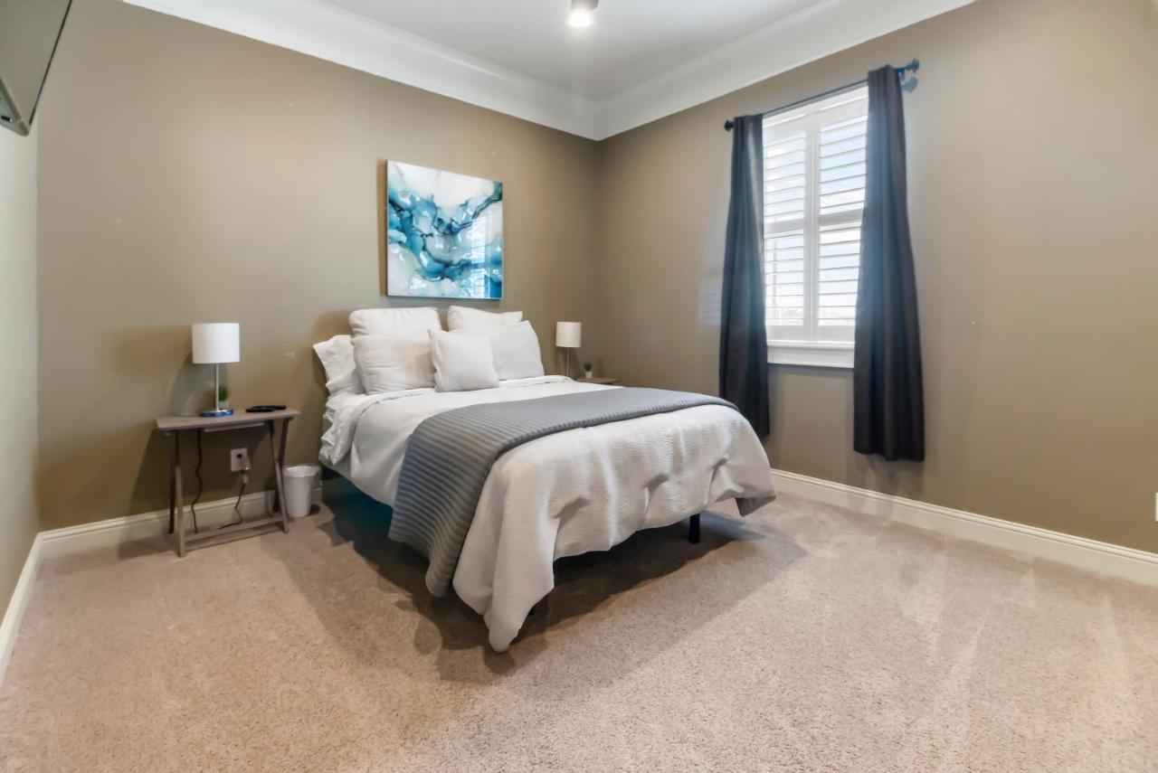 Luxury Waterfront Home Family And Pet Friendly Near Surfside Beach 11 Mins Freeport Dış mekan fotoğraf