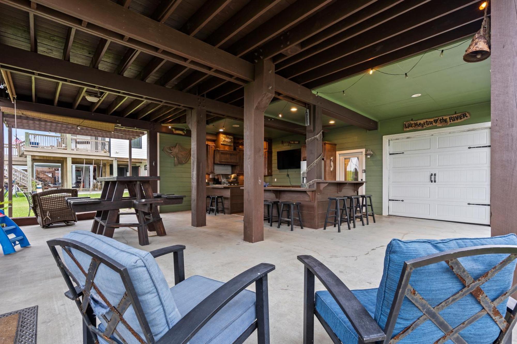 Luxury Waterfront Home Family And Pet Friendly Near Surfside Beach 11 Mins Freeport Dış mekan fotoğraf